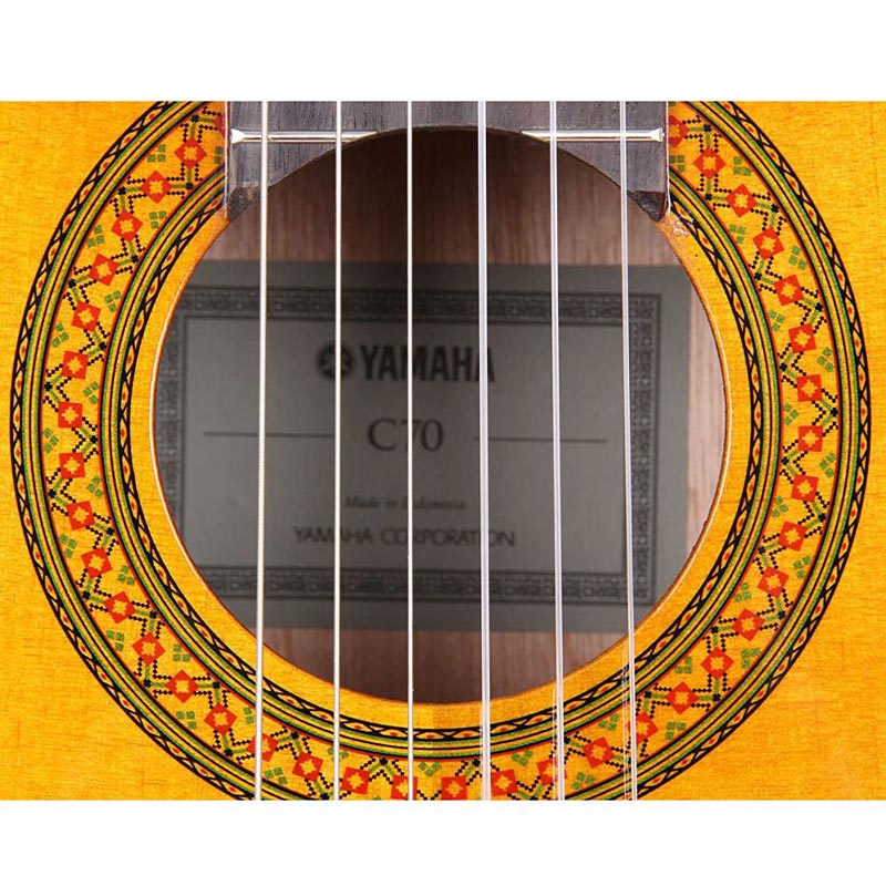 گیتار کلاسیک یاماها C70